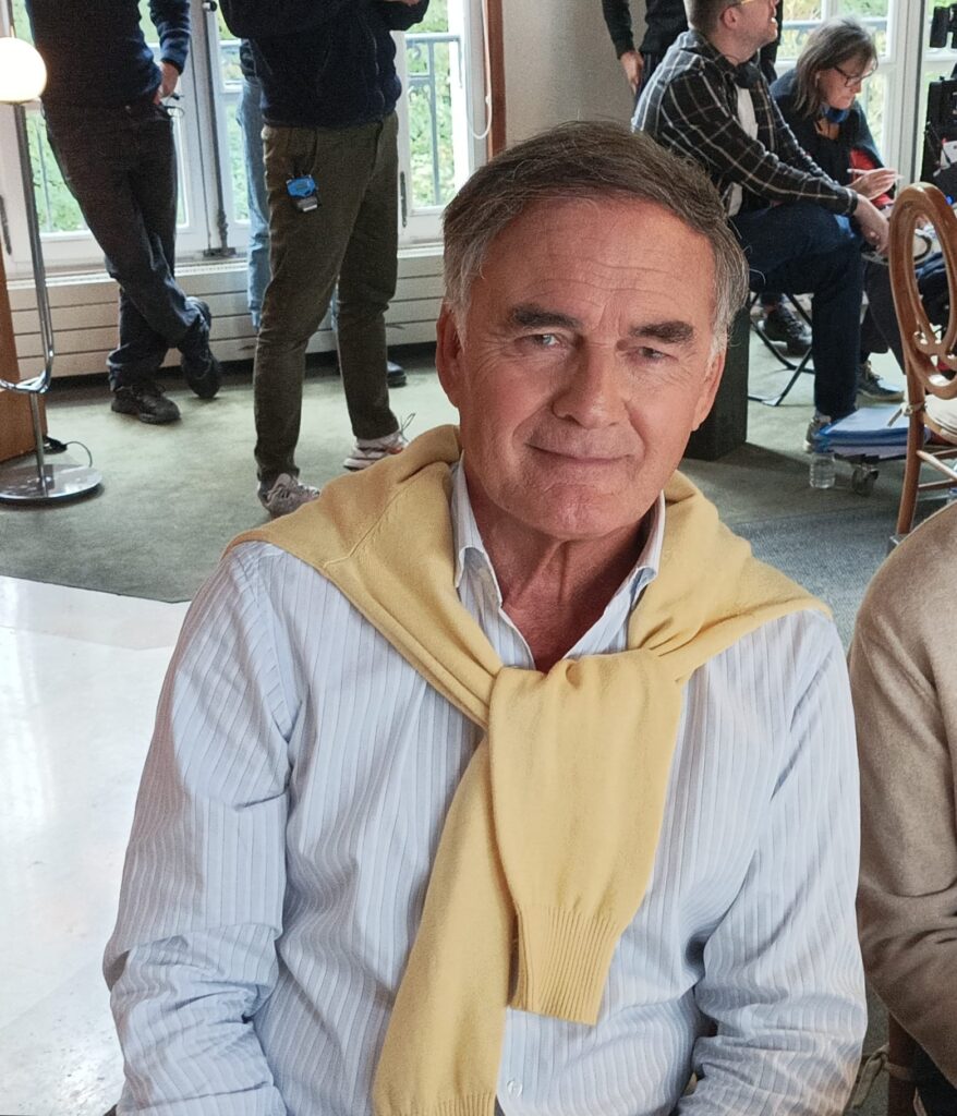 Jean-Christophe Brétignière dans le rôle du Châtelain